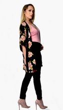 Load image into Gallery viewer, Everywhere Roses Kimono