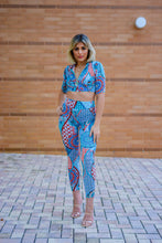 Load image into Gallery viewer, Optical illusion